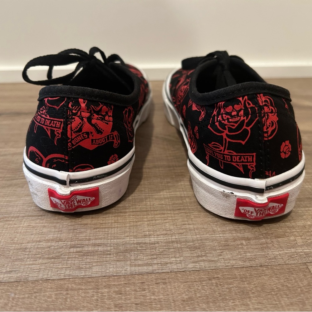 Vans Love You To Death No Bones About It Women’s Size 7 Low Top Sneakers - Picture 3 of 4